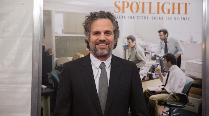 গাজা যুদ্ধ থামাতে ট্রাম্পকে উদ্যোগ নিতে বললেন মার্কিন অভিনেতা