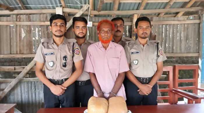 মাদকদ্রব্য নিয়ন্ত্রণ অধিদপ্তর যশোর কর্তৃক ৪ কেজি গাঁজা উদ্ধার