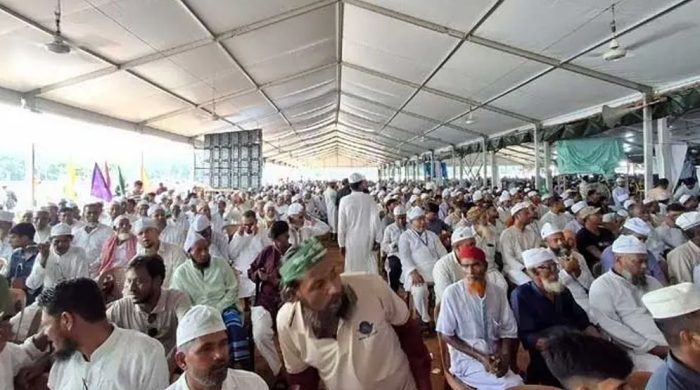 ঈদে মিলাদুন্নবী (সা.) উদযাপনে সোহরাওয়ার্দীতে হাজার হাজার মানুষ